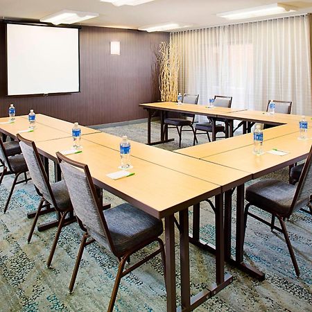 Готель Courtyard By Marriott Tucson Williams Centre Екстер'єр фото